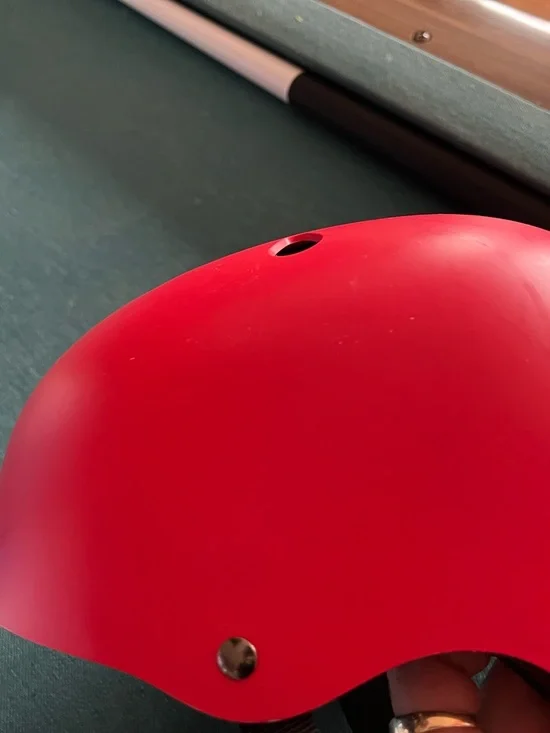 Source Unknown Red Kids Helmet - Picture 3 of 4